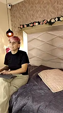 Snapshot of HadeDanny chatting on 01.16.26 HadeDanny online show from 01.16.26