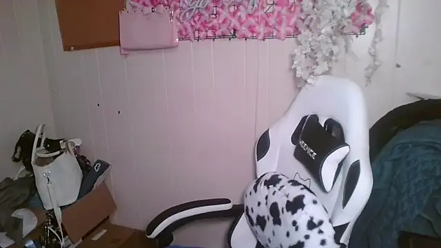 Angeldior29 online show from 04.27.26