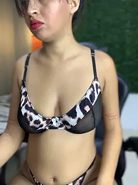 PaulaSweetFire  online show from 02.12.26