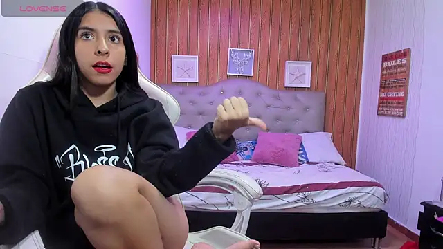 Snapshot of chiquita_lover_ chatting on 02.02.26 chiquita lover online show from 02.02.26