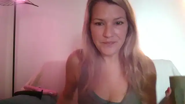 Pxetiteblonde1 online show from 01.08.26