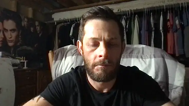 Snapshot of ARCHERTASTE chatting on 02.18.26 ARCHERTASTE online show from 02.18.26