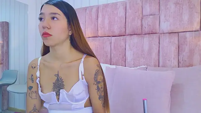 VioletFroost online show from 04.10.26