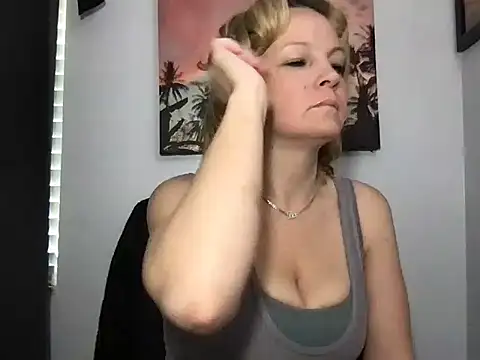 SattivvaXXX online show from 04.06.26