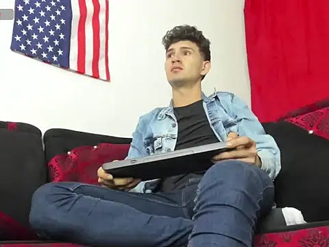 camilo model online show from 01.14.26