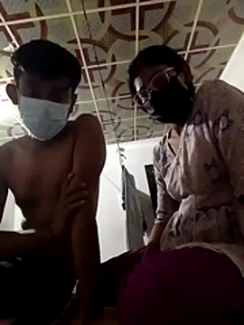 queenneha69 online show from 04.03.26