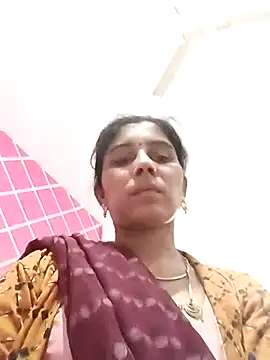 Hot ree85 online show from 02.21.26