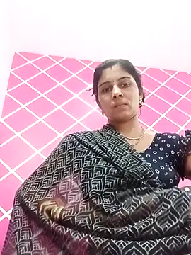 Hot ree85 online show from 03.18.26