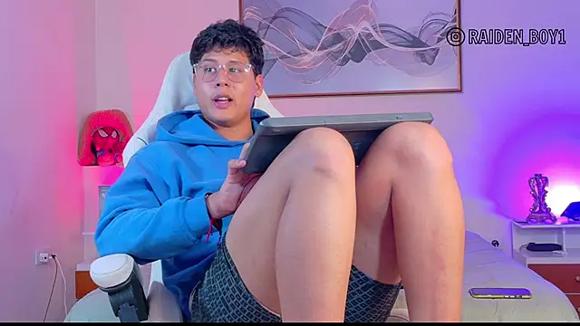 RaidenBoy11 online show from 01.09.26