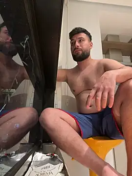 NinoEstouranel online show from 01.14.26