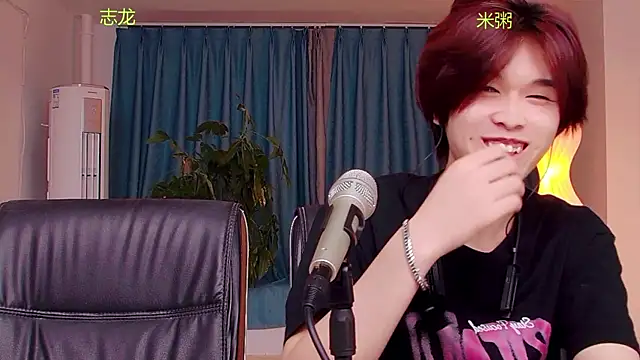 Snapshot of HD-stick998 chatting on 07.15.26 HD-stick998 online show from 07.15.26
