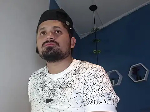 kartherpenerico23 online show from 01.17.26