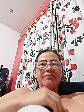 Snapshot of Salome_69 chatting on 06.17.26 Salome 69 online show from 06.17.26