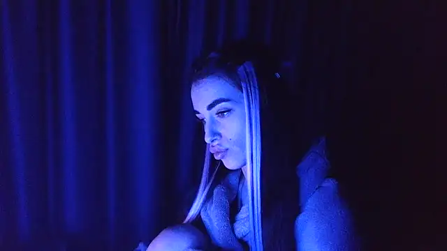 Vlada Elfie online show from 02.02.26