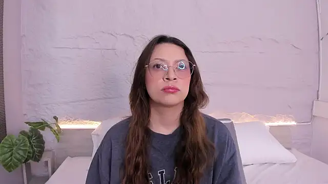 lanna 18  online show from 02.27.26