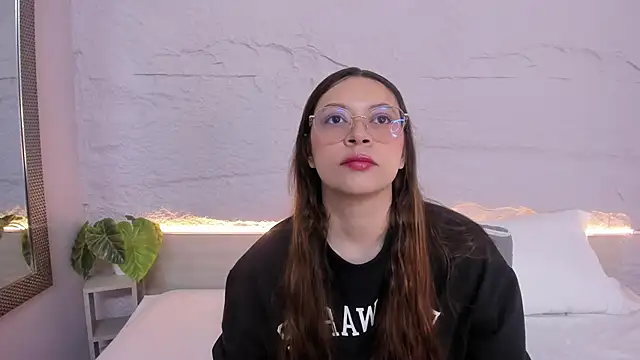 lanna 18  online show from 03.11.26