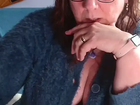 xmyriamx online show from 04.18.26