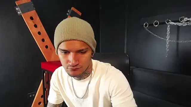 DarkBenito online show from 01.15.26