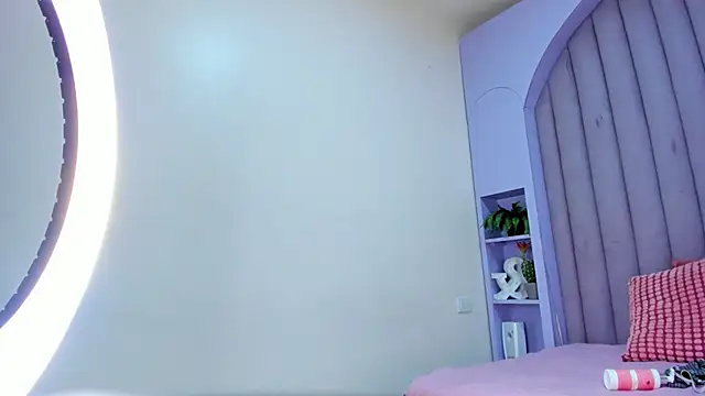 AmberStonne   online show from 02.16.26