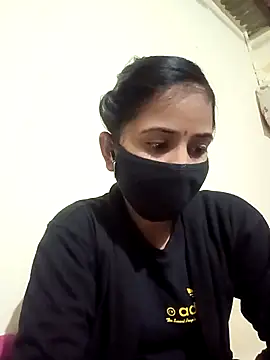 Rennu0082 online show from 01.08.26