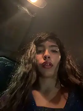 Snapshot of dani_bela chatting on 05.15.26 dani bela online show from 05.15.26