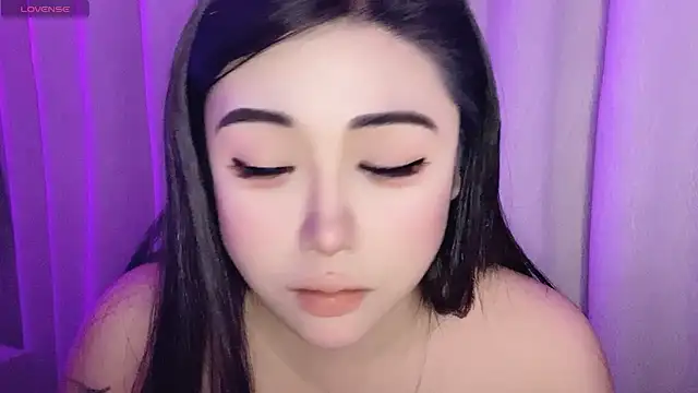 Snapshot of Missqiu-w chatting on 02.10.26 Missqiu-w online show from 02.10.26