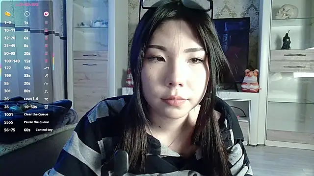 AprilOnilll online show from 02.19.26