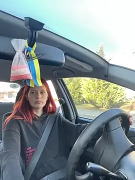 Lily Viola online show from 03.06.26