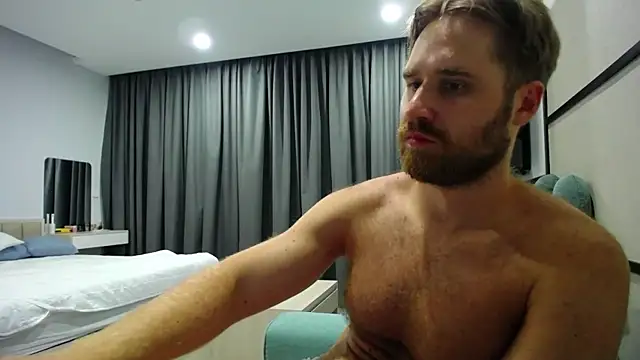 LorenzoLux online show from 04.11.26