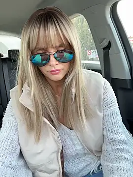 NaughtyNinky online show from 04.01.26