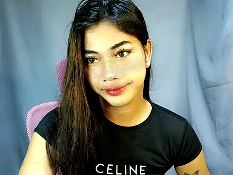 Snapshot of Margalona_ chatting on 05.16.26 Margalona online show from 05.16.26