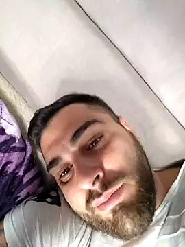 Snapshot of Attila98 chatting on 02.25.26 Attila98 online show from 02.25.26