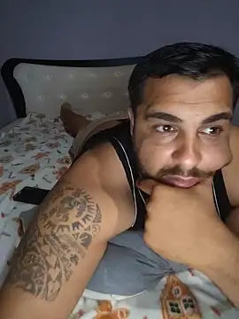 Snapshot of Attila98 chatting on 07.16.26 Attila98 online show from 07.16.26
