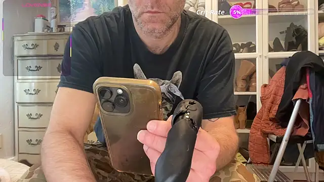 Snapshot of wolverinedream chatting on 02.18.26 wolverinedream online show from 02.18.26