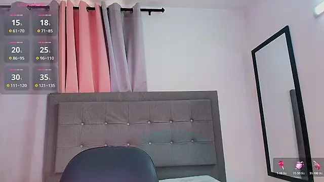 Snapshot of saray_reesee chatting on 02.15.26 saray reesee online show from 02.15.26