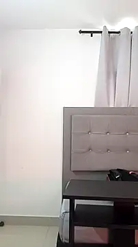 Snapshot of saray_reesee chatting on 02.24.26 saray reesee online show from 02.24.26