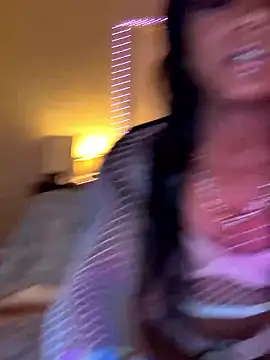 xouniq online show from 01.10.26