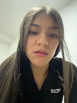 TaylorrHill online show from 04.05.26