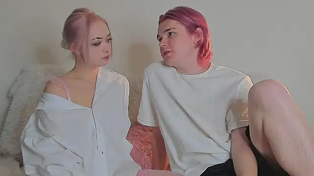 SweetheartsFriends online show from 02.05.26