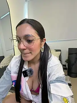 EVA WILD1 online show from 02.17.26