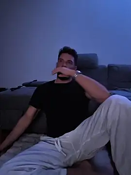 Angelo 33 online show from 01.12.26