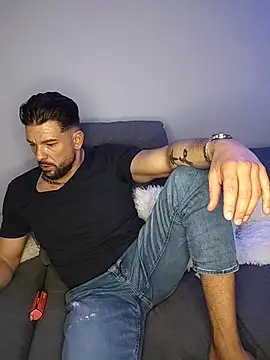 Angelo 33 online show from 03.31.26