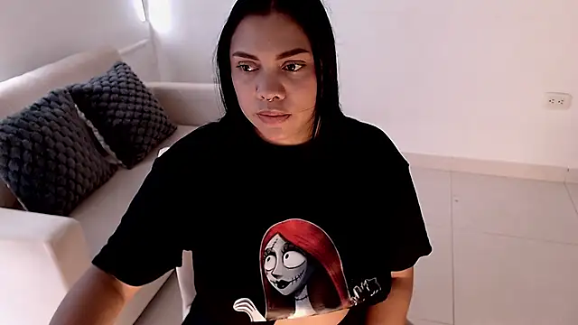 Snapshot of isabelateran chatting on 05.22.26 isabelateran online show from 05.22.26
