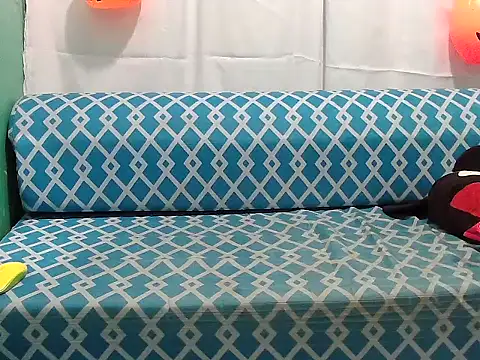 Snapshot of amazingpinay chatting on 10.30.25 amazingpinay online show from 10.30.25