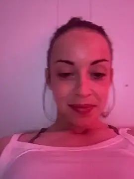 queenserenaxo online show from 01.06.26