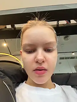 Snapshot of AshleyMur chatting on 02.01.26 AshleyMur online show from 02.01.26