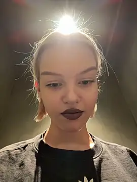 Snapshot of AshleyMur chatting on 02.03.26 AshleyMur online show from 02.03.26