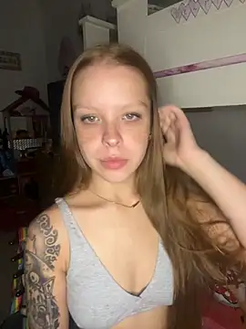 Snapshot of Piaaa3 chatting on 02.12.26 Piaaa3 online show from 02.12.26