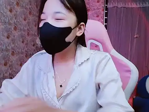 -Tamy- online show from 04.21.26