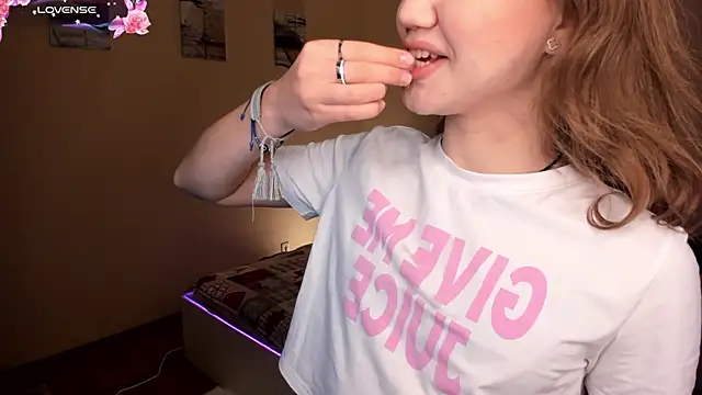 SweetNova  online show from 01.09.26